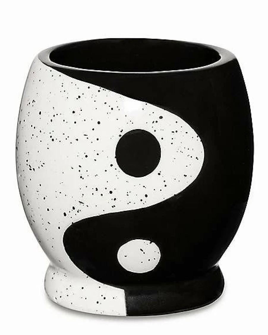 Christmas * New Yin Yang Molded Shot Glass 3 Oz. Black And White