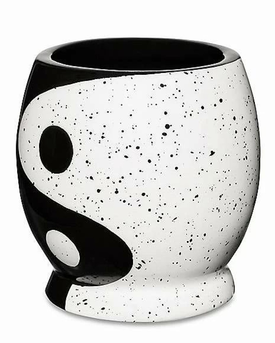 Christmas * New Yin Yang Molded Shot Glass 3 Oz. Black And White